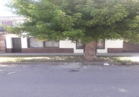 2 Habitaciones Habitaciones, 5 Habitaciones Habitaciones,1 BañoBathrooms,Casa,Venta,1408 2 Habitaciones Habitaciones, 5 Habitaciones Habitaciones,1 BañoBathrooms,Casa,Venta,1408