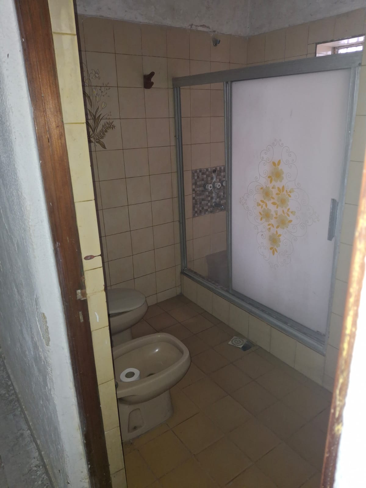 0 , 0 ,1 BañoBathrooms,Local,Alquiler,0,1490